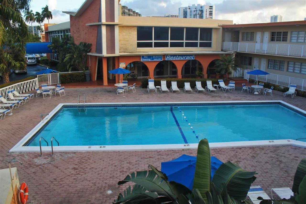 Knights Inn Hallandale Холандейл Бийч Екстериор снимка